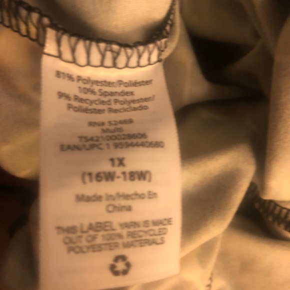 Terra and Sky Women’s Plus Size String Lights Leggings Size 1X (16W-18W) NEW - Picture 9 of 10